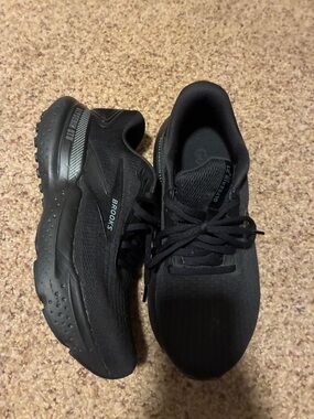 Brooks womens Glycerin 21 Lace Up Athletic Running Shoes Black Size:8.5 wide